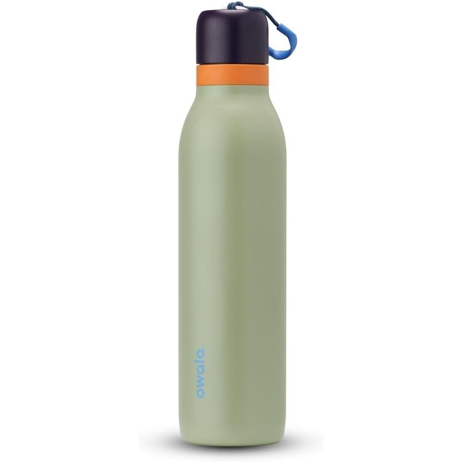 Owala FreeSip Twist Isolierte Edelstahl-Trinkflasche mit Strohhalm für Sport und Reisen, BPA-frei, 710 ml, Blau/Grau (Foggy Tide)