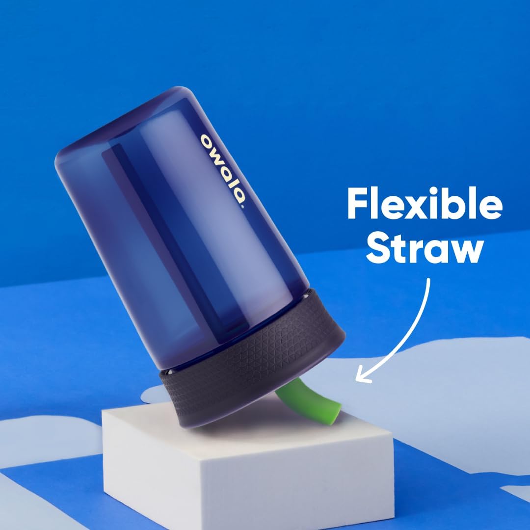 Owala Kids BPA-freier Kunststoffbecher mit auslaufsicherem, flexiblem Strohhalm, leicht zu reinigen, Kinder-Trinkflasche, ideal für Reisen, spülmaschinenfest, 444 ml, Marineblau und Blau (Home Base)