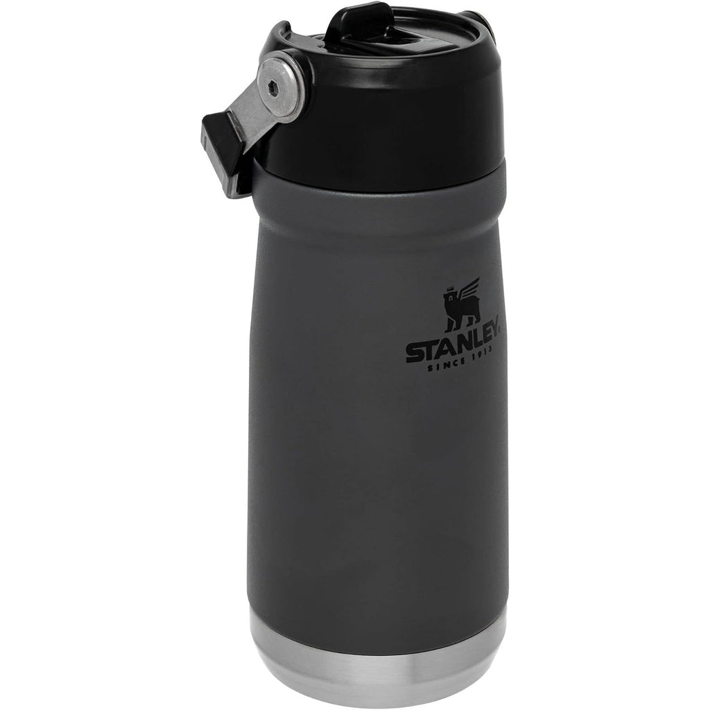 Stanley IceFlow Flip Straw Trinkflasche 17 oz | Integrierter Strohhalm für Reisen und Sport | Leicht und auslaufsicher | Isolierter Edelstahl | BPA-frei | Holzkohle