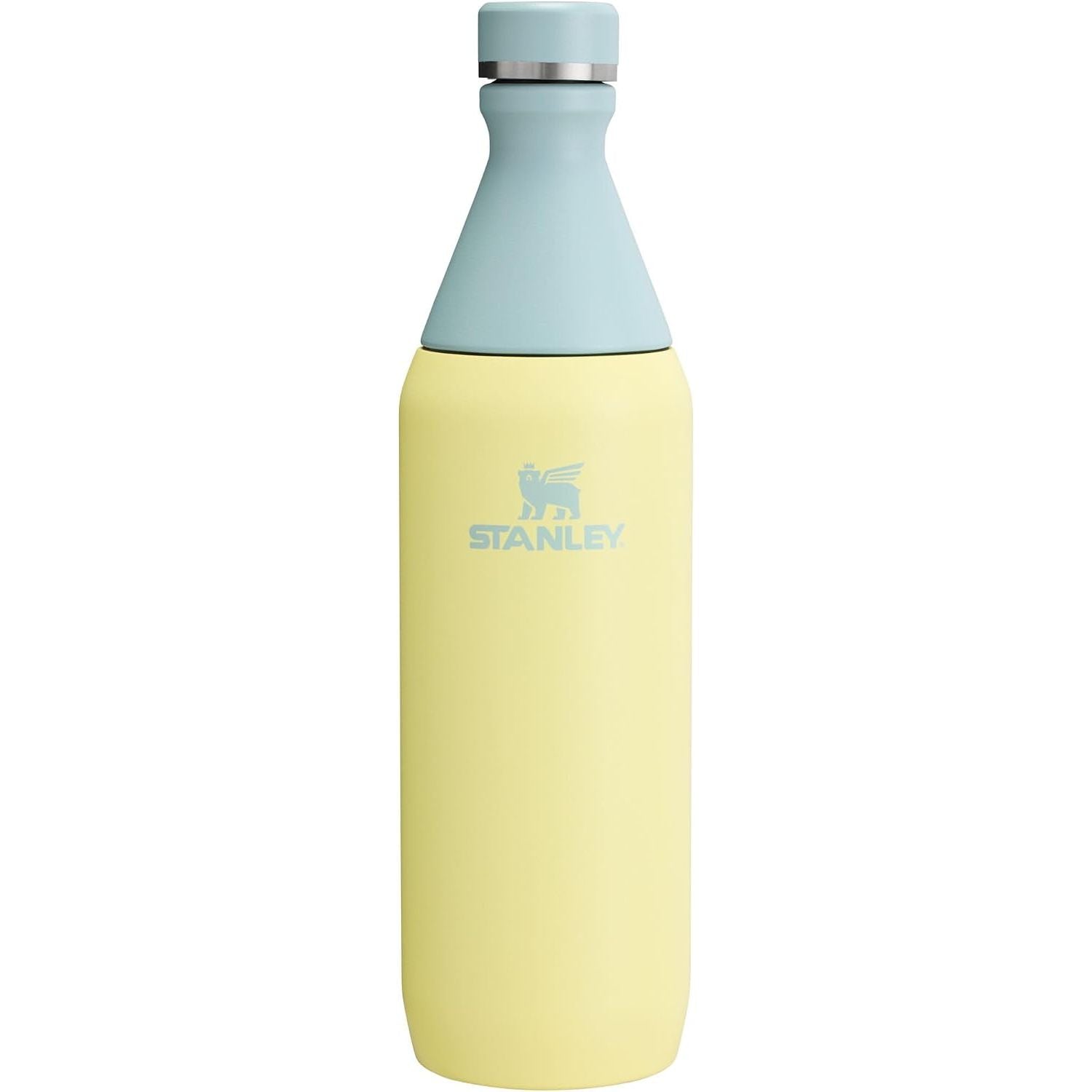 Stanley All Day Slim Bottle 20 oz | Schraubdeckel mit auslaufsicherer Dichtung | Schlankes Design für Reisen und Sport | Isolierter Edelstahl | BPA-frei | Creme