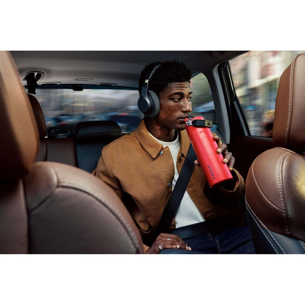 Stanley IceFlow Flip Straw 2.0 Wasserflasche 709 ml | Integrierter Strohhalm mit größerer Öffnung | Leicht und auslaufsicher | Isolierter Edelstahl | BPA-frei | Twilight