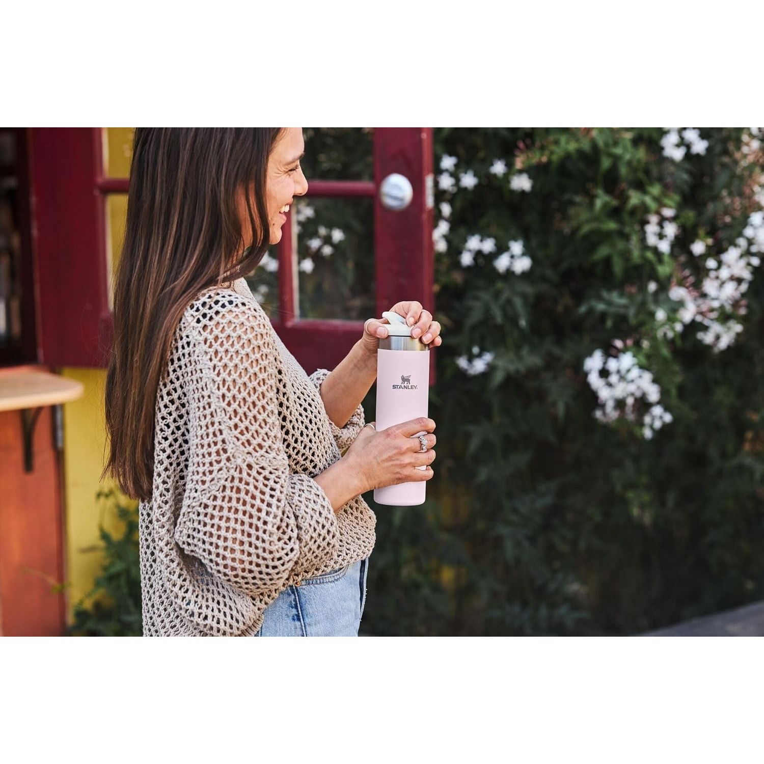 Stanley AeroLight Transit Flasche 0,6 L | Auslaufsicherer Deckel mit Trinkverschluss | Dichte Wasserflasche oder Reisebecher für Kaffee | Leichter, isolierter Edelstahl | BPA-frei | Rose Quarz