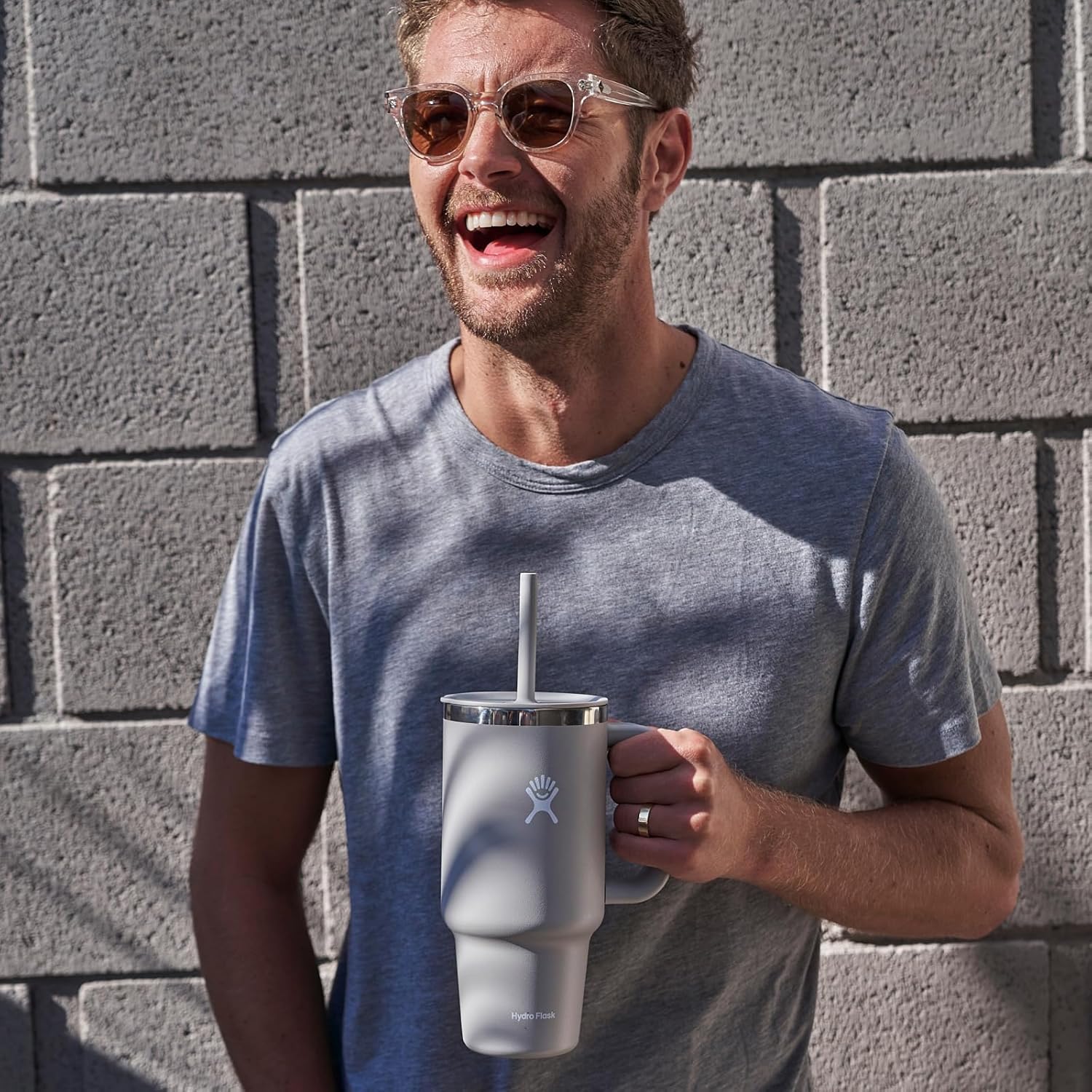 Hydro Flask Travel Tumbler mit Griff, Deckel und Trinkhalm – Isolierter Edelstahl, 40 Oz Trillium