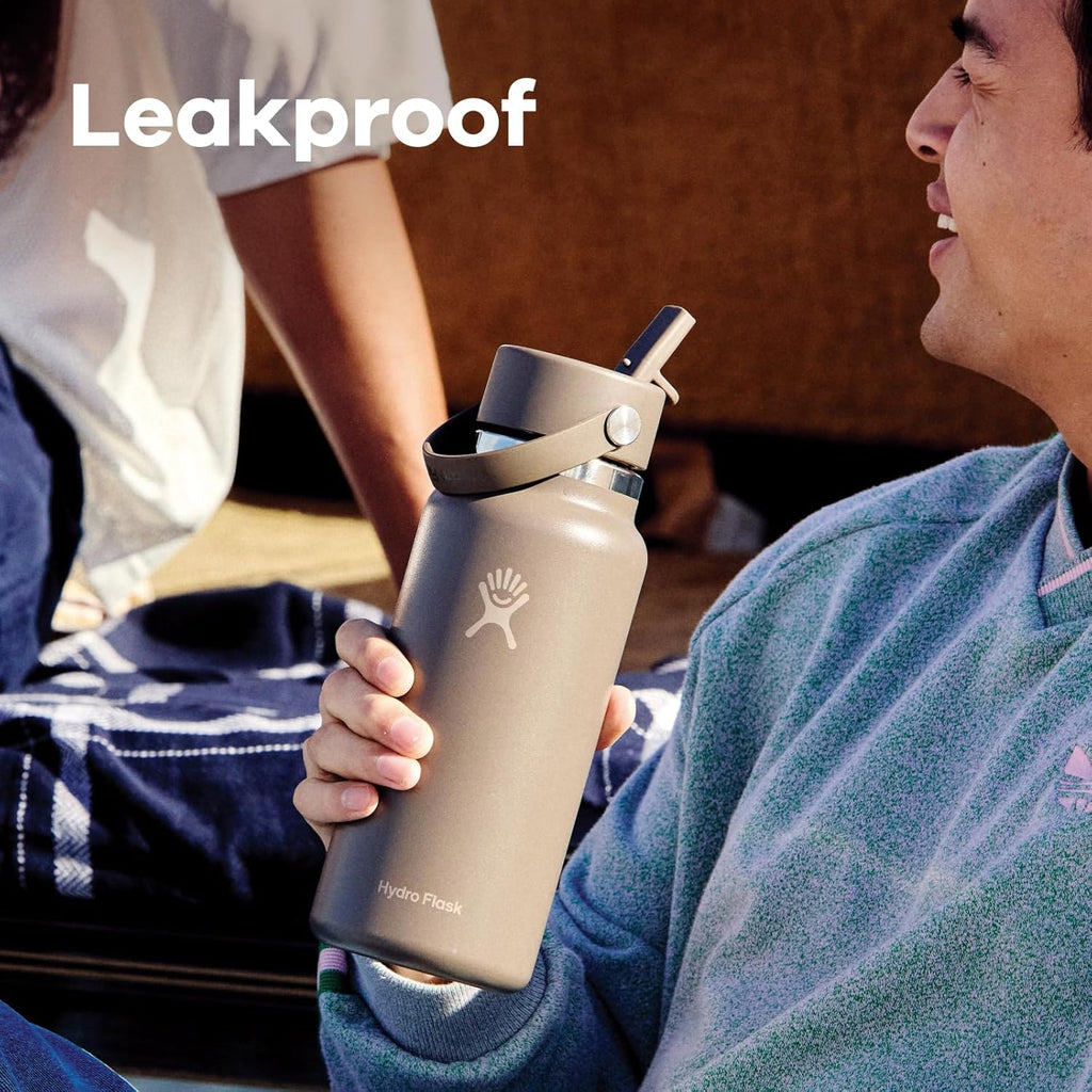 Hydro Flask Trinkflasche - Isolierter Edelstahl - Breiter Strohhalmdeckel, auslaufsicher, tropffrei in 32 Oz Fossil Brown