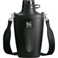 Stanley Cross Bottle 23 oz | Reise-Wasserflasche mit Jacquard-Riemen | Auslaufsicherer Tritan-Deckel mit abnehmbarem Strohhalm | Isolierter Edelstahl | BPA-frei | Schwarz